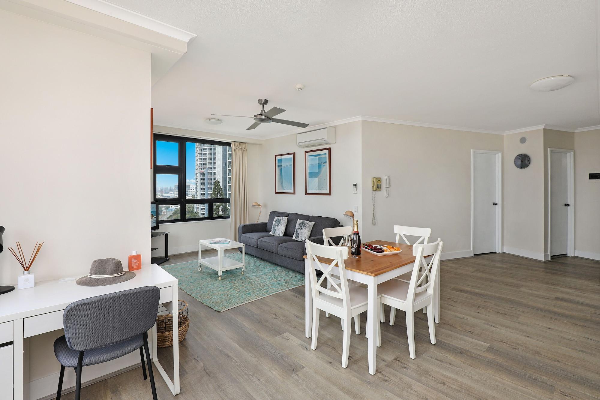 Aparthotel Neptune Mermaid Beach